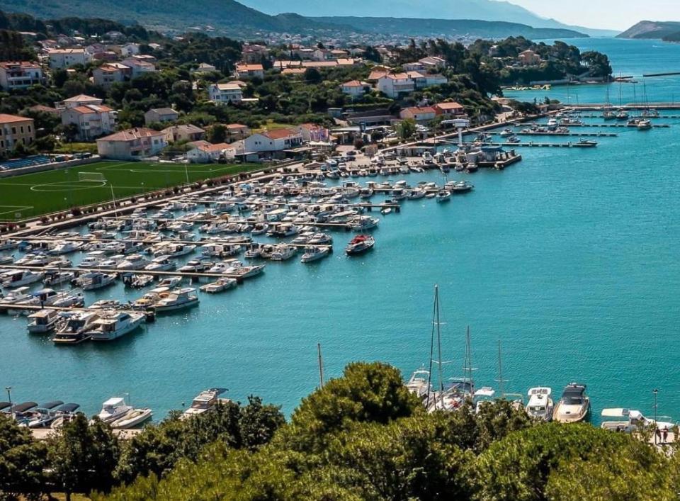 Apartaments Oma & Opa Banjol Dış mekan fotoğraf