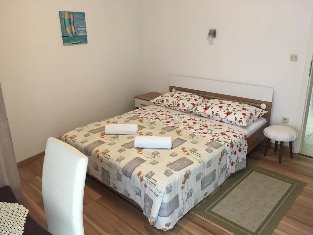 Apartaments Oma & Opa Banjol Dış mekan fotoğraf
