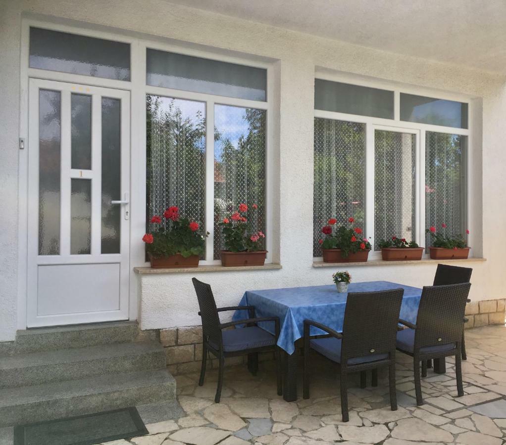 Apartaments Oma & Opa Banjol Dış mekan fotoğraf